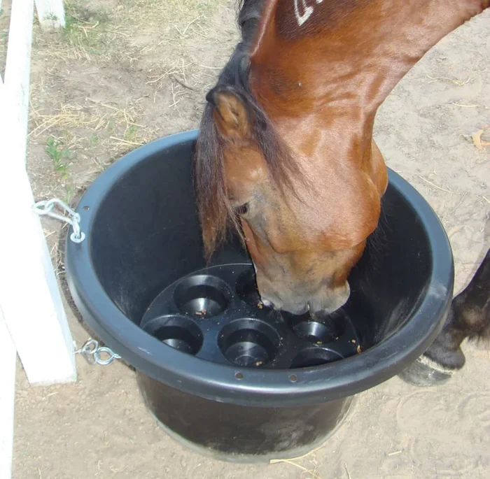 Pre-Vent Feeder and Hardware Kit