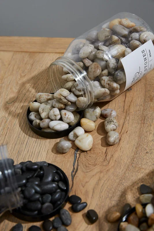River Stones Small 37 oz White